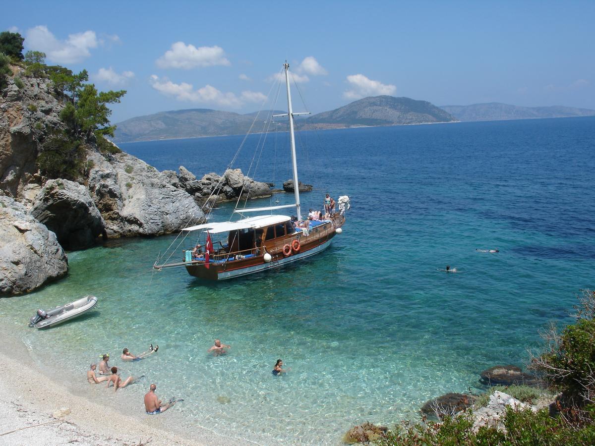 Emel Pension Guzelcamlı Exterior foto