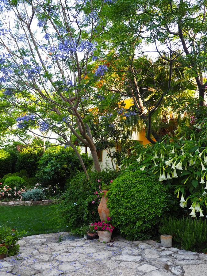 Emel Pension Guzelcamlı Exterior foto