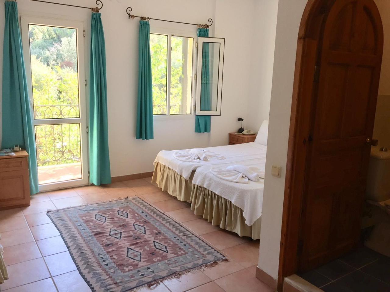 Emel Pension Guzelcamlı Exterior foto